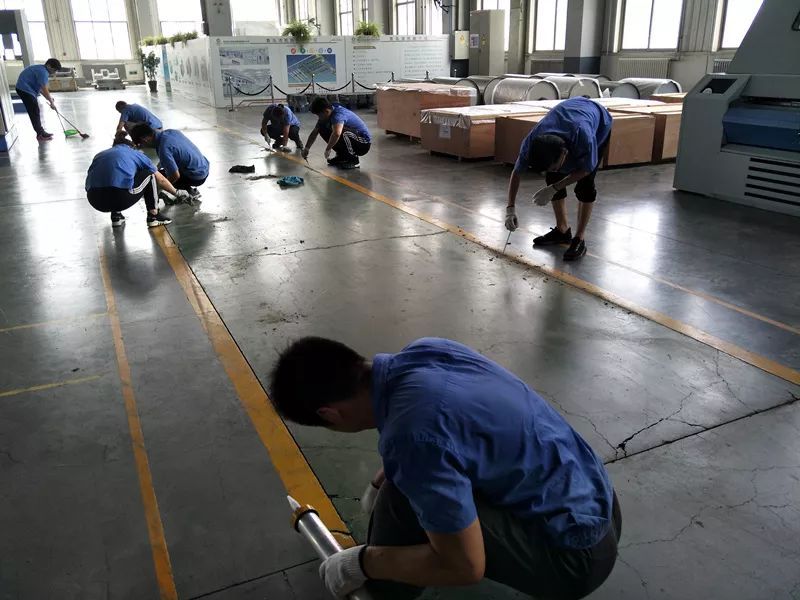 一線員工齊參與，車間通道煥然一新——記一次保潔改善活動